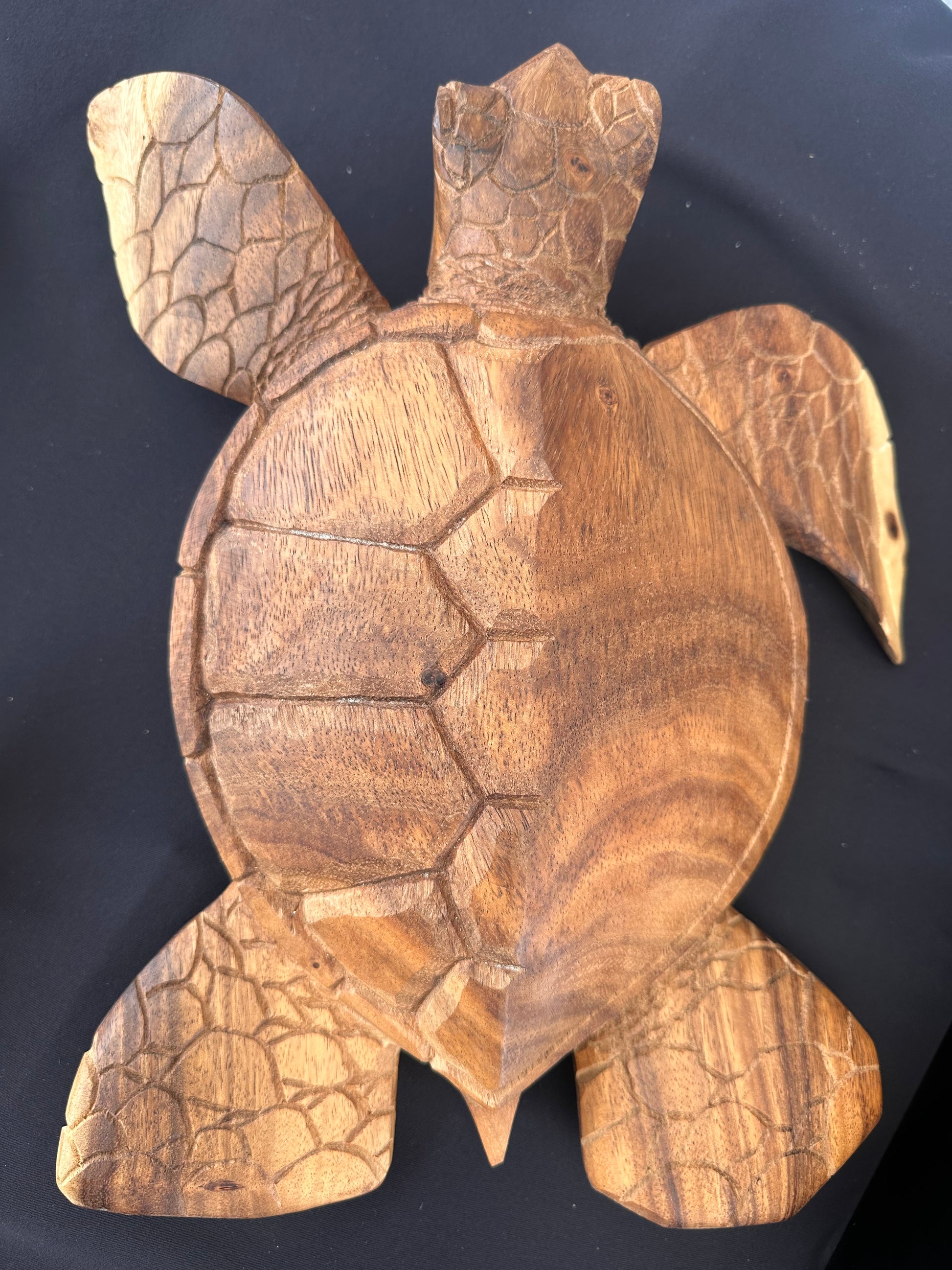 Honu (Sea Turtle) – Hand-Carved in Monkey Pod