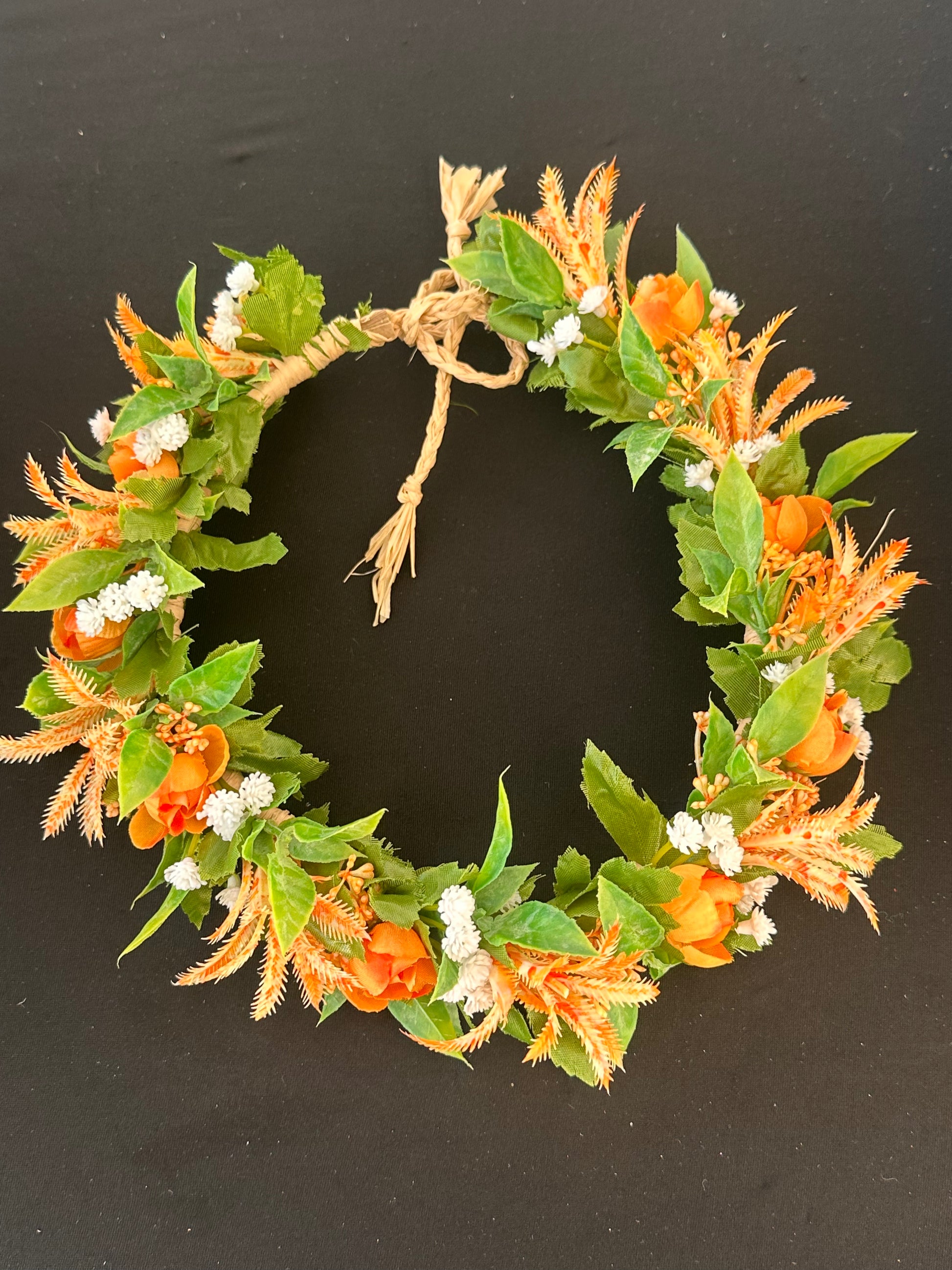 Lei Poʻo – Crowns of Aloha