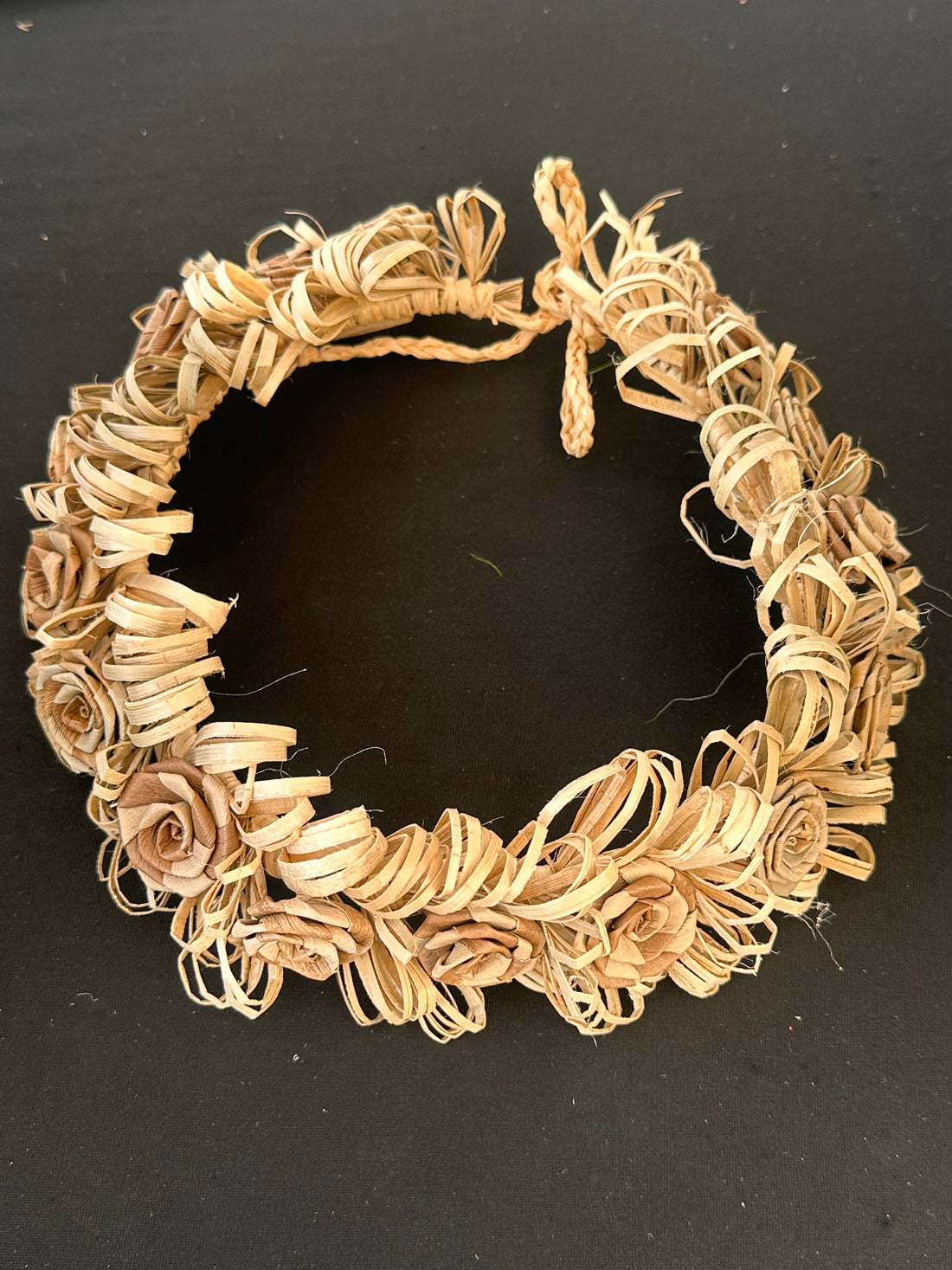 Lei Poʻo – Crowns of Aloha