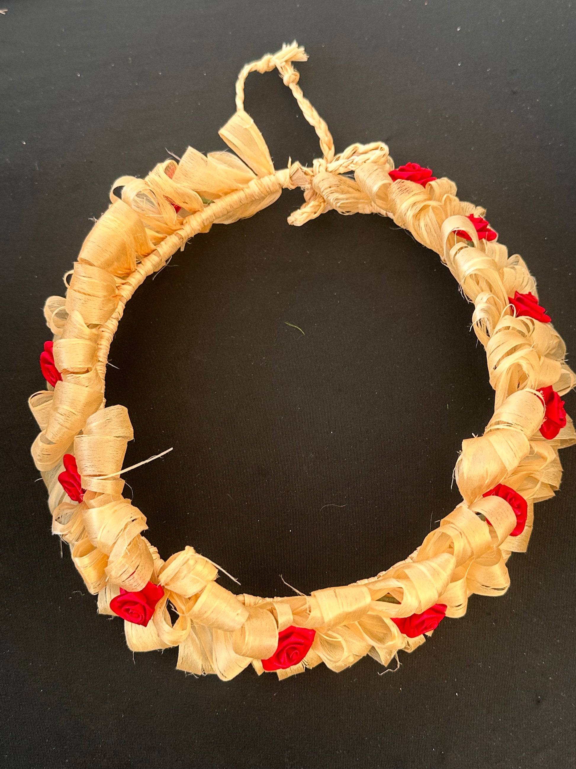 Lei Poʻo – Crowns of Aloha